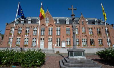 gemeentehuis Beernem