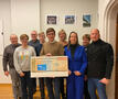 Bestuur met cheque 2022
